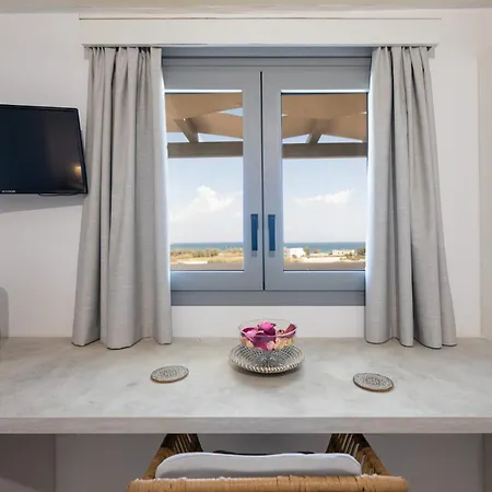 Paros Casa Costa Oro