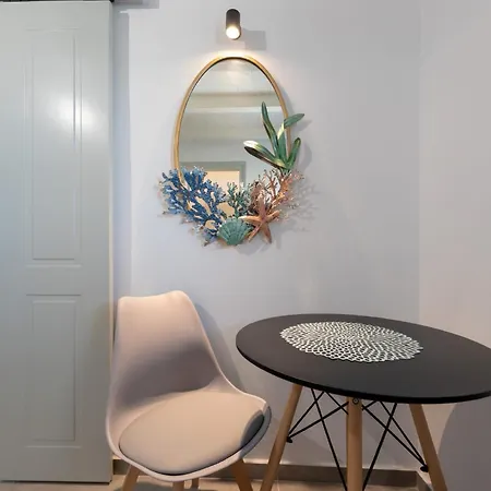 Paros Casa Costa Oro アパート クリシ・アクティ