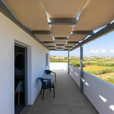 Paros Casa Costa Oro クリシ・アクティ